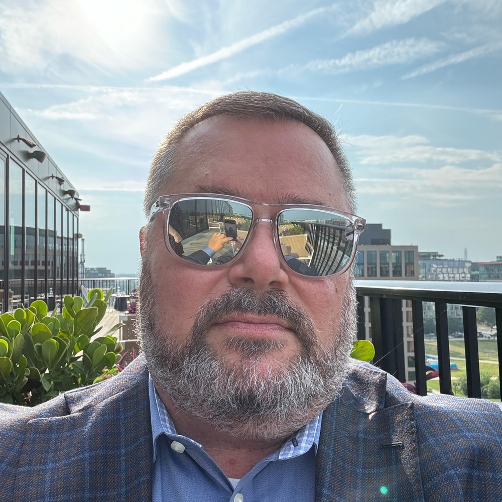 Meet your Posher, Mark